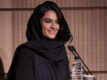 internacional/20260820/regimen-iran-condena-cuatro-anos-carcel-cantante-irani-actuar-frente-hombres_450840