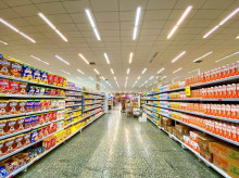 economia/20260820/franquicias-alimentacion-cerraron-2025-ventas-8000-millones-casi-13000-locales_450916