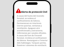 espana/comunidad-valenciana/20260821/generalitat-valenciana-envia-alert-incendio-sierra-calderona-ordena-confinamiento-gatova_451264