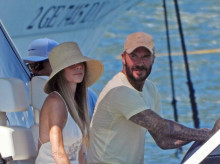 gente/20260823/vacaciones-familiares-beckham-costa-amalfitana-vino-blanco-mar-yate-19-millones_451290
