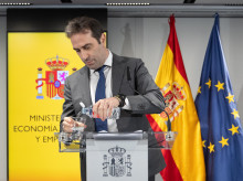 economia/20260822/carlos-cuerpo-viajara-ceuta-proxima-semana-abordar-situacion-economica-ciudad-autonoma_451423