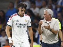 deportes/futbol/la-liga/20260822/asi-carlos-espi-fichaje-sorpresa-real-madrid-enamoro-mourinho-le-da-victorias_451510