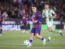 deportes/futbol/la-liga/20260823/barca-vuelve-traicionar-valors-le-quita-dorsal-casado-forzarle-irse_451541