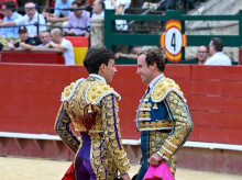 espana/comunidad-valenciana/20260825/casas-ibanez-despedida-jesus-duque-requena-doble-cita-taurina-punt_452038