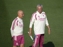 deportes/futbol/20260826/mourinho-revoluciona-aficion-ganarse-jugadores-le-toca-reconquista-bernabeu_452144