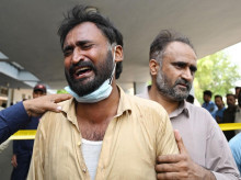 internacional/20260829/pakistan-suspende-ocho-altos-cargos-incendio-hospital-donde-murieron-14-bebes_453425