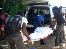 internacional/20260826/jefe-banda-haiti-amenaza-matar-decenas-rehenes-dia-despues-masacre-47-personas_452345