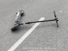 espana/andalucia/cadiz/20260828/muere-joven-circulaba-patinete-electrico-chocar-coche-sanlucar-cadiz_453044