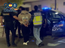 espana/comunidad-valenciana/20260828/tres-detenidos-asaltar-punta-pistola-recaudador-robar-32000-euros-alzira_453109