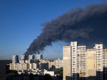 internacional/20260829/menos-27-muertos-42-heridos-ataque-ruso-contra-almacen-cerca-kiev_453303