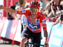 deportes/20260830/enric-impone-cima-aitana-gana-maillot-rojo_453574