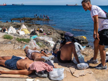espana/20260830/detienen-tres-inmigrantes-ceuta-asaltar-mujer-robarle-cadena-oro_453589