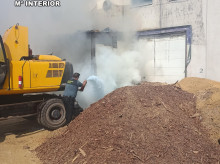 espana/la-voz-de-cordoba/provincia/20260831/guardia-civil-sofoca-incendio-aserradero-espiel_453739