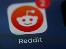 tecnologia/20260901/reddit-gran-foro-internet-referente-ia-ahora-debera-rendir-cuentas-bruselas_453761