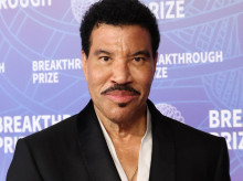 cultura/musica/20260831/lionel-richie-hospitalizado-verano-lleno-problemas-salud-conciertos-cancelados_453972