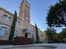 espana/madrid/20260903/guerra-entre-madrid-exteriores-casa-arabe-almeida-amenaza-justicia-ante-okupacion-ilegal_454973