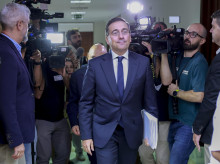 espana/20260902/albares-insiste-responsabilizar-rusia-invasion-ceuta-pesar-informes-niegan_454433