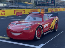 deportes/formula-1/20260903/safety-car-rayo-mcqueen-revoluciona-monza-antes-gran-premio-italia-cns_454905