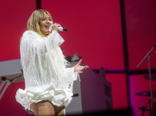 espana/comunidad-valenciana/20260905/oreja-gogh-reencuentra-15000-fans-roig-arena_455599