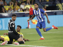 deportes/futbol/20260905/aubameyang-guia-depor-puestos-champions-remontar-villarreal_455757