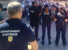 espana/baleares/20260906/mahon-blinda-fiestas-grandes-policias-llegados-mallorca-vigilar-alcohol-drogas-peleas_455823