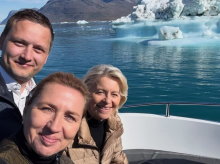 internacional/20260907/von-der-leyen-reitera-europa-esta-lado-groenlandia-llegada-isla-reclamada-trump_455971