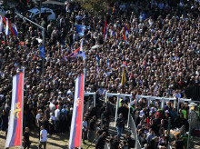 internacional/20260907/miles-personas-acompanan-feretro-carnicero-balcanes-criminal-guerra-ratko-mladic_456119