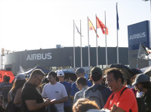 economia/20260908/plantilla-airbus-espana-mantiene-huelga-67-votos-diferencia-espera-referendum_456571