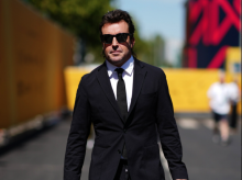 deportes/formula-1/20260910/espectacular-puesta-escena-alonso-entrada-madring_457453