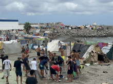 espana/20260918/comienza-traslado-inmigrantes-playas-puerto-ceuta_460057