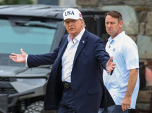 internacional/20260913/trump-dice-zelenski-tiene-detener-ataques-contra-refinerias-rusia_458290