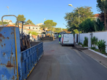espana/andalucia/20260914/rotura-tuberia-agua-matalascanas-sepulta-arena-tres-casas-varios-coches_458413