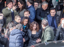 espana/madrid/20260914/estudiantes-autonoma-alientan-boicot-contra-ayuso-inauguracion-curso-no-eres-bienvenida_458548