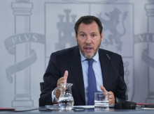 espana/andalucia/sevilla/20260923/oscar-puente-le-niega-sevilla-ampliacion-necesita-aeropuerto-dispone-capacidad-suficiente_461757