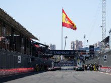 deportes/formula-1/20260916/formula-1-anuncia-calendario-2027-inicio-barein-regreso-portugal-barcelona-queda-fuera_459386