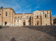 espana/castilla-y-leon/20260916/motivo-historico-mesa-cortes-muda-dia-valladolid-leon_459375
