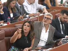 espana/andalucia/20260917/gavira-vox-llama-puteros-bancada-socialista-revuelve-contra-presidencia-verguenza_459743