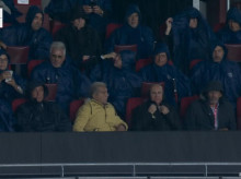 deportes/futbol/la-liga/20260917/surrealista-imagen-laporta-palco-camp-nou-volvio-hacer-aguas_459798