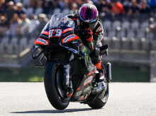 deportes/motociclismo/20260919/jorge-martin-impone-marc-marquez-sprint-austria-recupera-liderato-mundial_460576