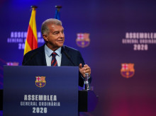 deportes/futbol/20260919/laporta-ataque-nuevo-real-madridcompetimos-contra-club-estado-le-recalifican-terrenos_460597