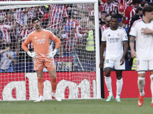 deportes/futbol/la-liga/20260920/real-madrid-no-muerde-lengua-pesimo-arbitraje-decide-derbi_460789