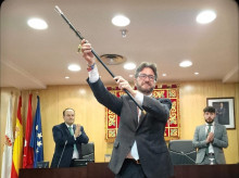 espana/madrid/20260921/alcalde-pinto-ausentara-temporalmente-sufrir-accidente-cerebro-vascular_461136
