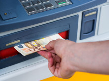 espana/madrid/20260921/policia-municipal-madrid-da-clave-sacar-dinero-seguridad-haz-esto-siempre_461142