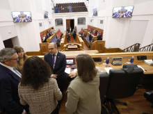 espana/castilla-la-mancha/20260922/casa-nueva-parcela-vendida-guitarra-lujo-cuentas-diputados-castilla-mancha_461360