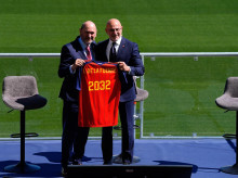 deportes/futbol/20260922/fuente-cobra-como-mejores-este-dinero-ganara-renovar-espana_461419
