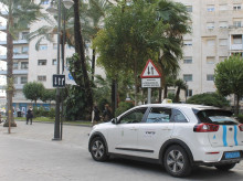 espana/andalucia/20260923/dos-clientes-agreden-taxista-huelva-botella-discusion-precio-carrera_461809