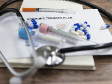 salud-y-bienestar/salud/20260925/terapia-hormonal-oral-menopausia-asocia-mayor-riesgo-coagulos-sanguineos_462327