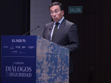 espana/20260924/albares-aclara-hijo-hace-practicas-cinco-meses-ue-no-requiere-experiencia_462359