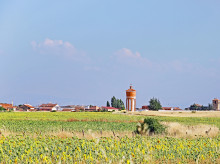 espana/castilla-y-leon/20260927/pueblo-salamanca-ofrece-gestion-supermercado-100-euros-ano-bar-450_462530