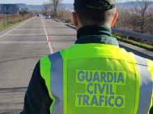 espana/castilla-y-leon/20260925/detenido-conductor-portugues-81-anos-atropellar-operario-carreteras-salamanca-huir_462753